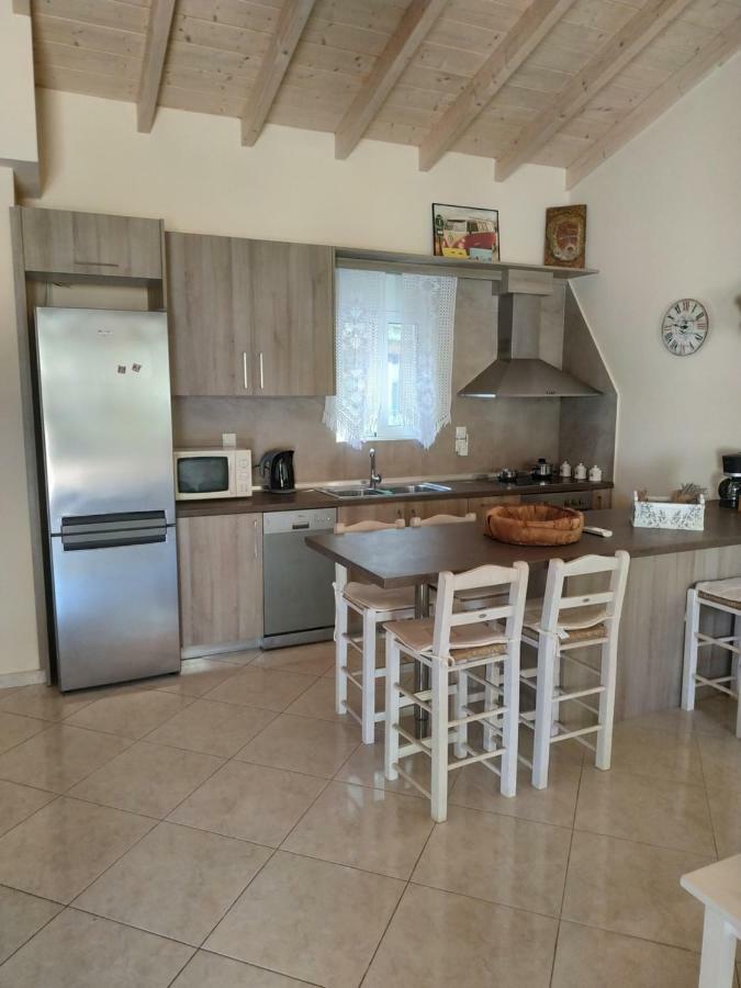 Alexandra Apartment อาร์เตมีดา ภายนอก รูปภาพ
