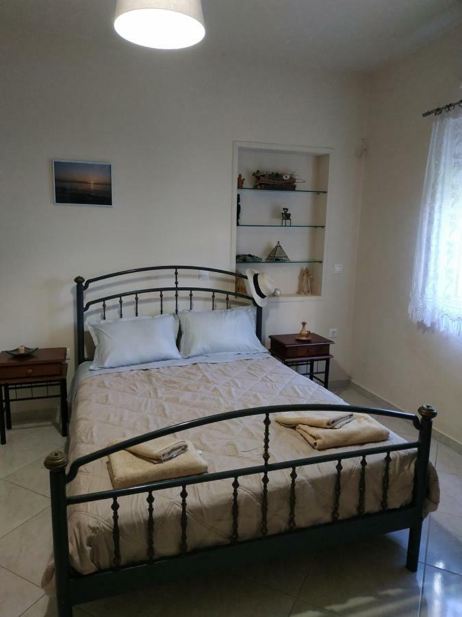 Alexandra Apartment อาร์เตมีดา ภายนอก รูปภาพ